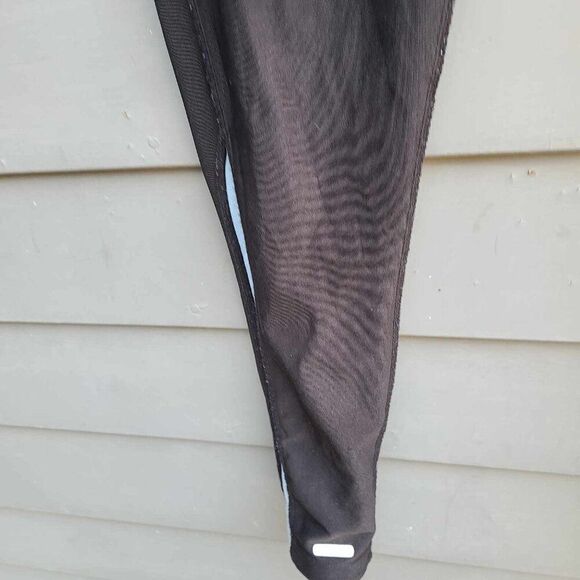 Nike Black Dri Fit Leggings with Zip Up Ankles size Large - Picture 6 of 8
